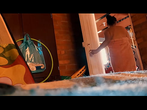 ❤️ Unchiul meu mă urmărește până la duș și mă fute în timp ce fac duș. at ro.hentaibar.ru ❌