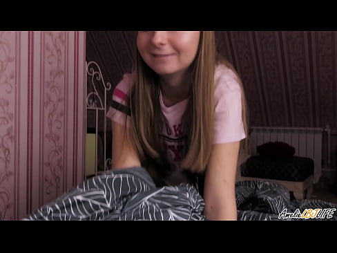 ❤️ Blondina îi suge adânc prietenei ei și primește spermă în gură at ro.hentaibar.ru ❌